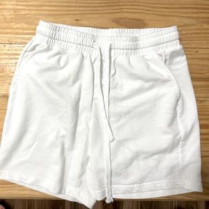 men Shein White Shorts (above knee)